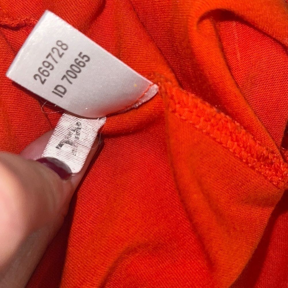 WOMENS LOFT BASIC SCOOP NECK TEE IN SMALL - Picture 6 of 7